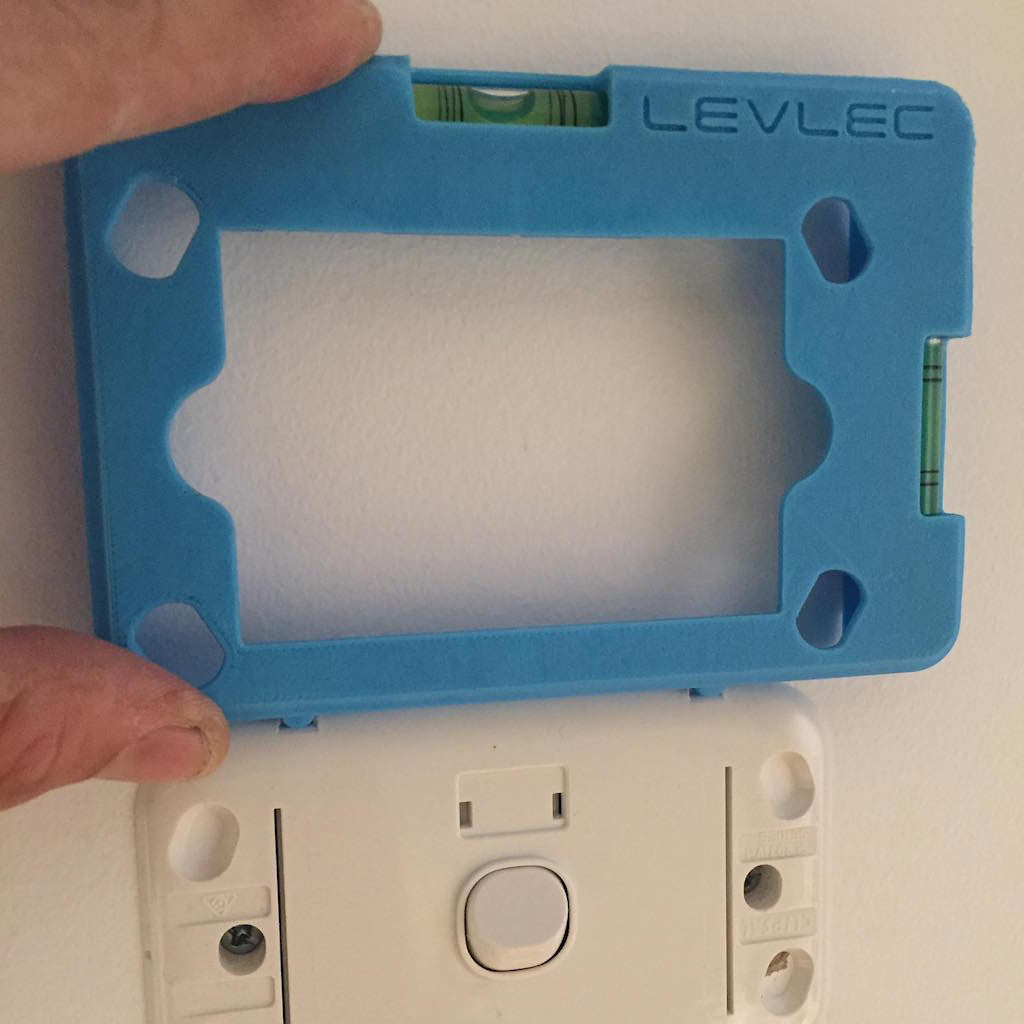 clipsal slimline level